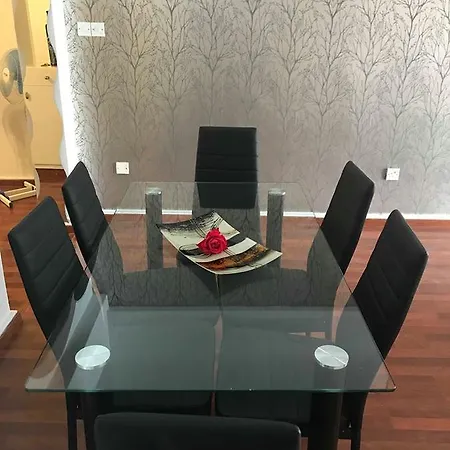Louly City Apartment *