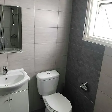 Louly City Apartamento Larnaca