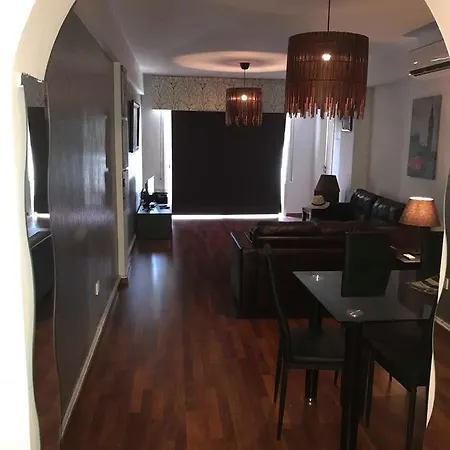 Louly City Apartamento Larnaca